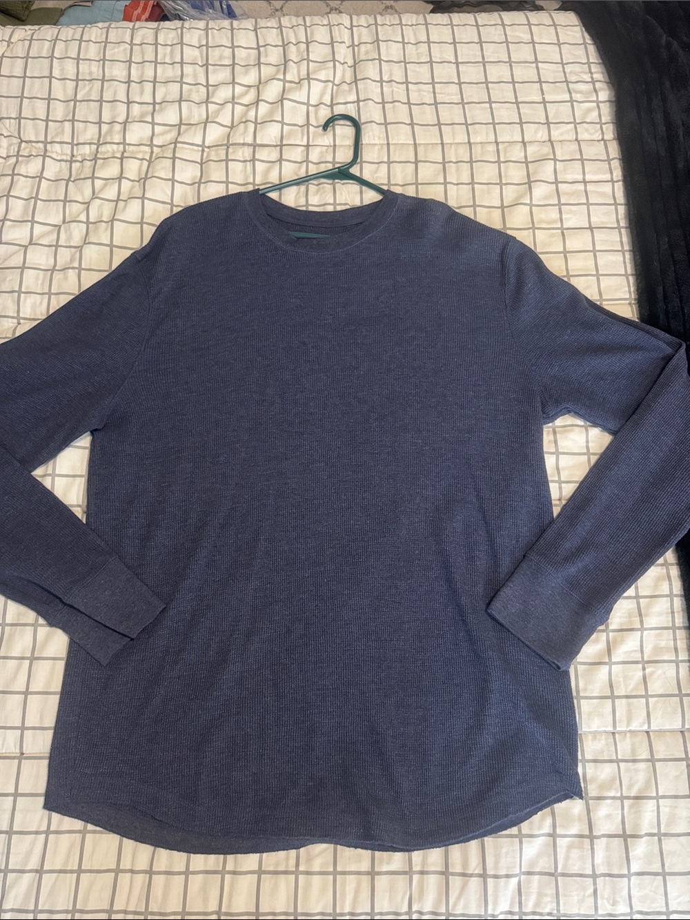 Mossimo Supply Co. Men's Long-Sleeve Crewneck - Dark Blue